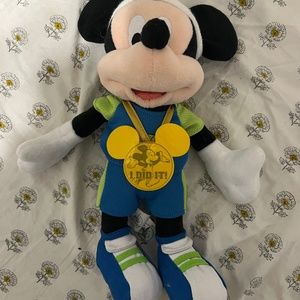 2018 RunDisney I Did It Mickey plush